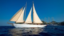 Sailing yacht Oriander - Sailing 2